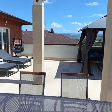 сютка View Penthouse *